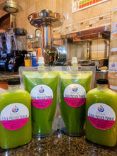 Load image into Gallery viewer, Cold Pressed Juice: GREEN GIANT 20oz
